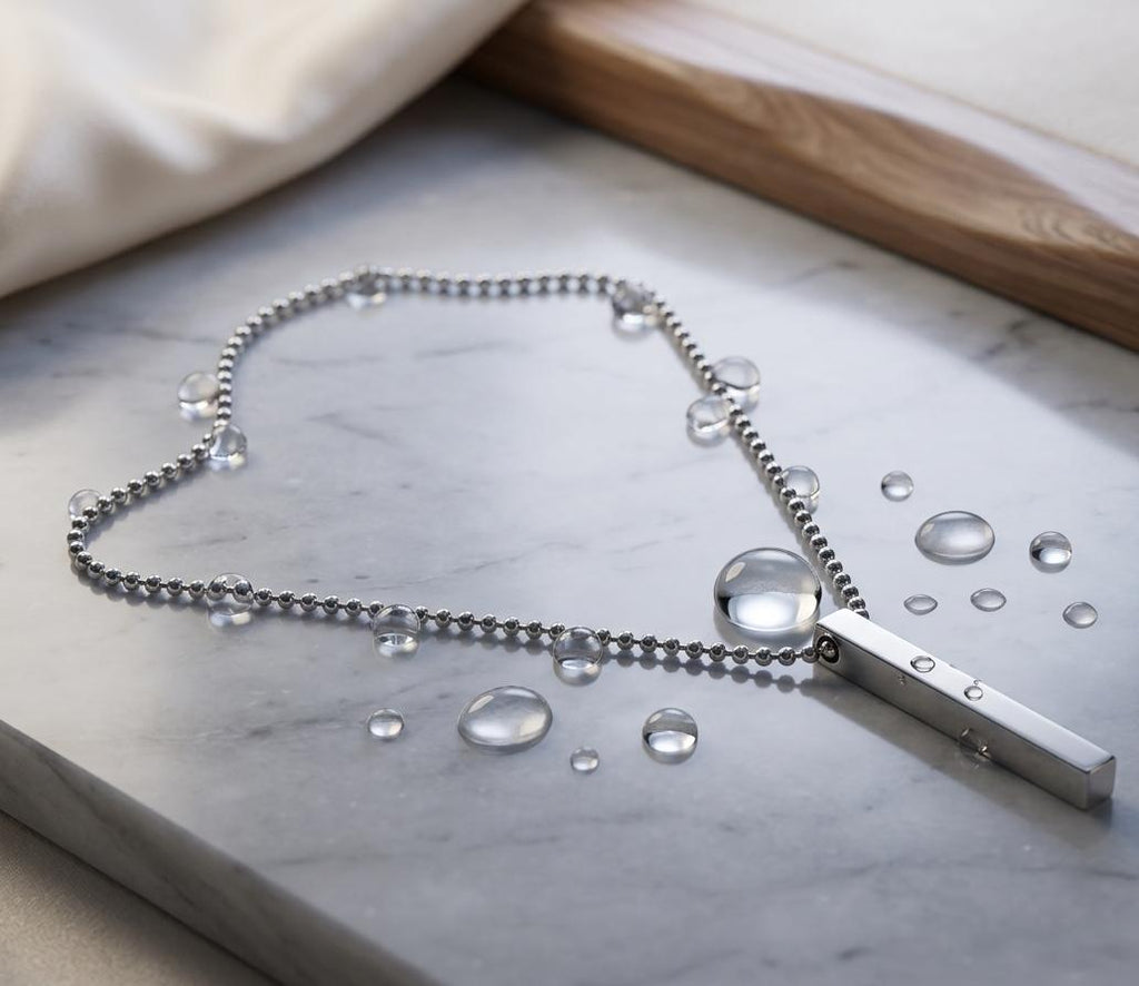 Minimal Bar Pendant Chain Necklace
